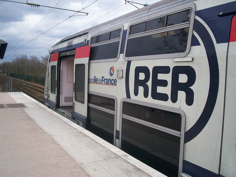 ÎLE-DE-FRANCE MOBILITÉS RENFORCE L'OFFRE DE SOIRÉE SUR LE RER A